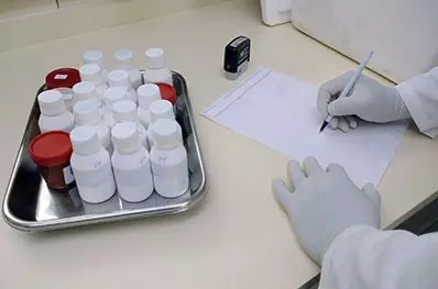 有醫療險還要買(mǎi)重疾險嗎